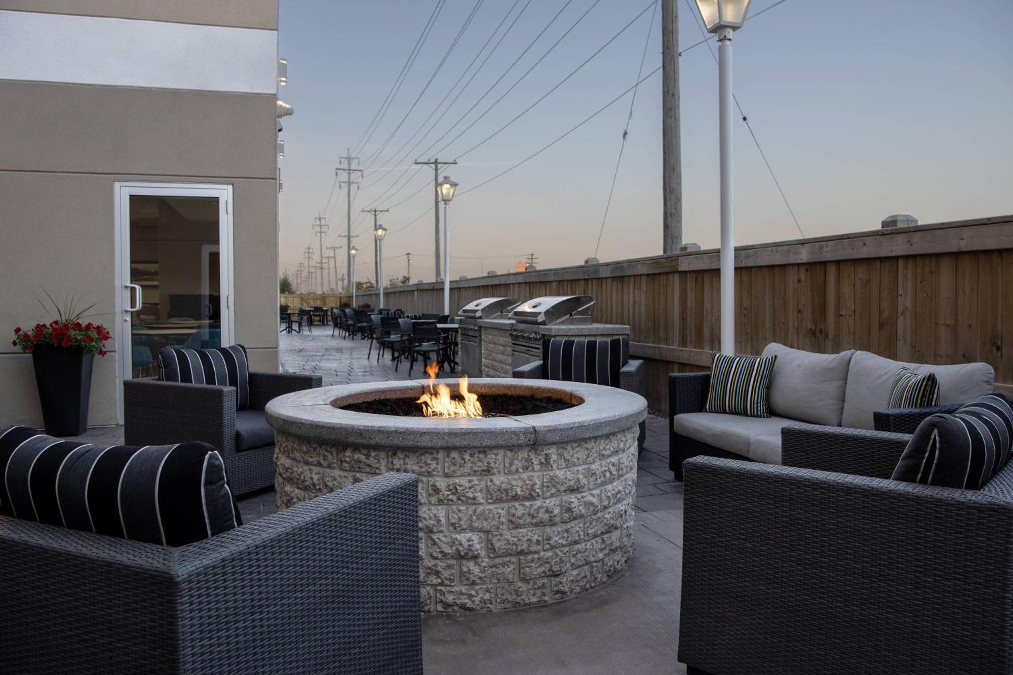 Fairfield Inn & Suites By Marriott Winnipeg Exterior foto